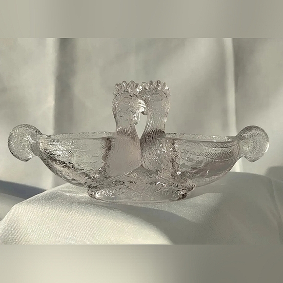 Antique Schmid Verreries DOUBLE ROOSTER Crystal glass salt cellar France cottage - Picture 3 of 11